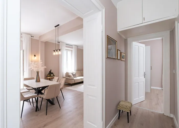 Evita Luxury