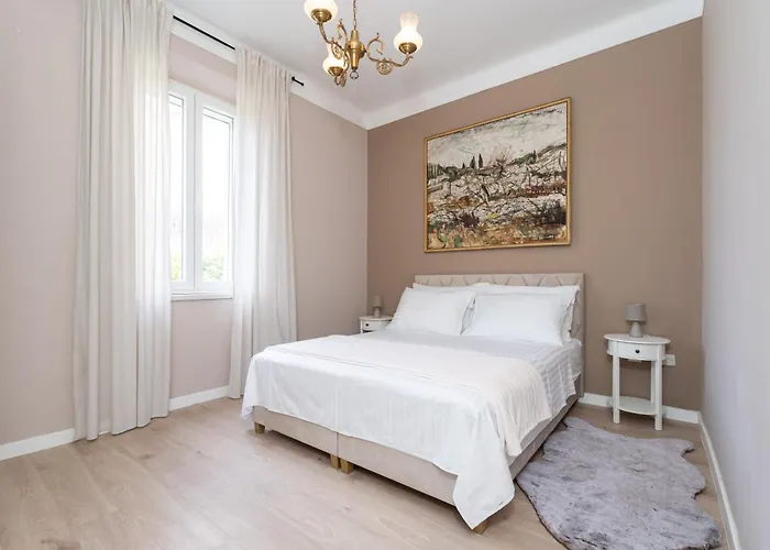 Evita Luxury Apartment *